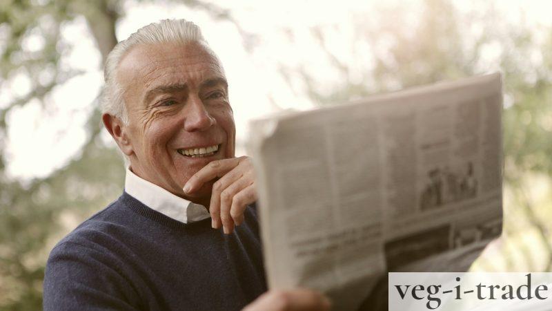Cuidado de ancianos a domicilio con ayudas para alimentación saludable