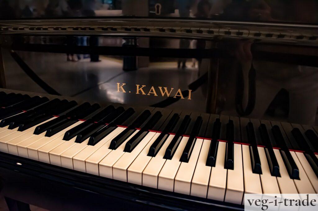 Historia pianos kawai